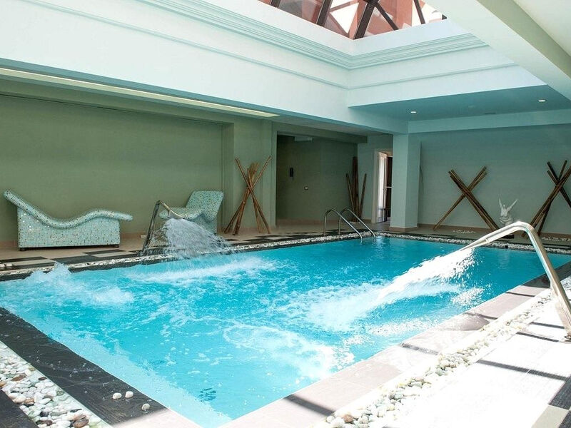 Utopia Resort & Spa