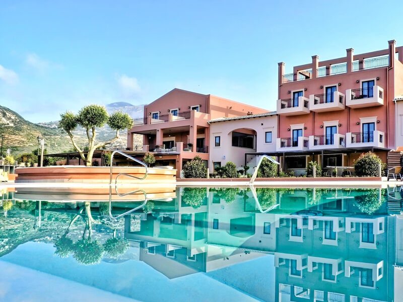 Utopia Resort & Spa