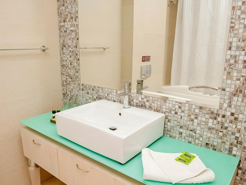 Utopia Resort & Spa