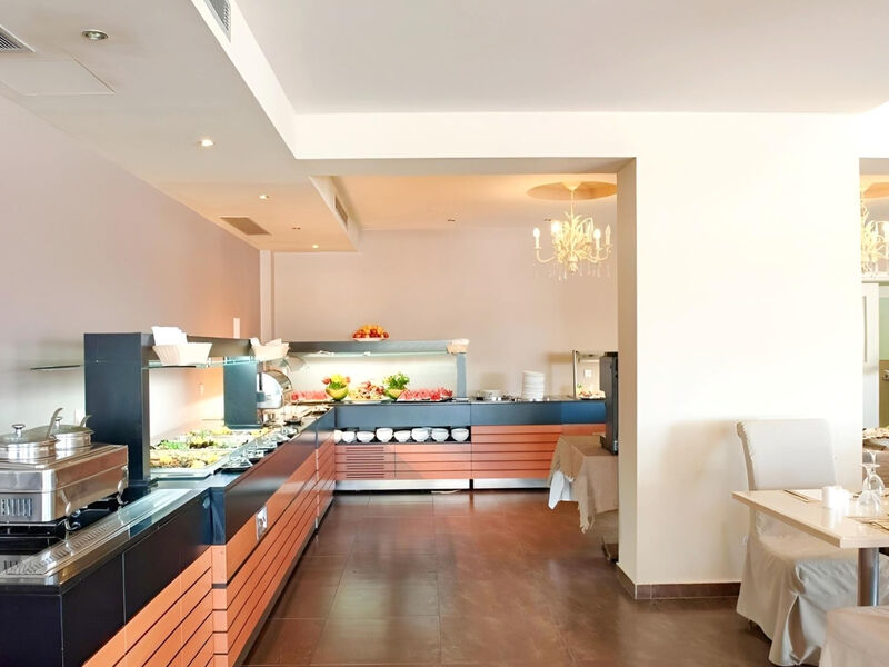 Utopia Resort & Spa