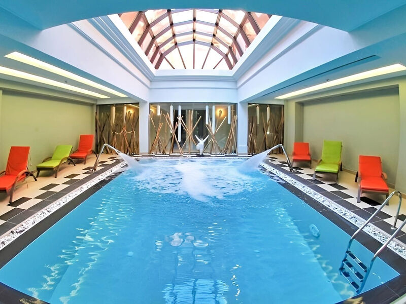 Utopia Resort & Spa