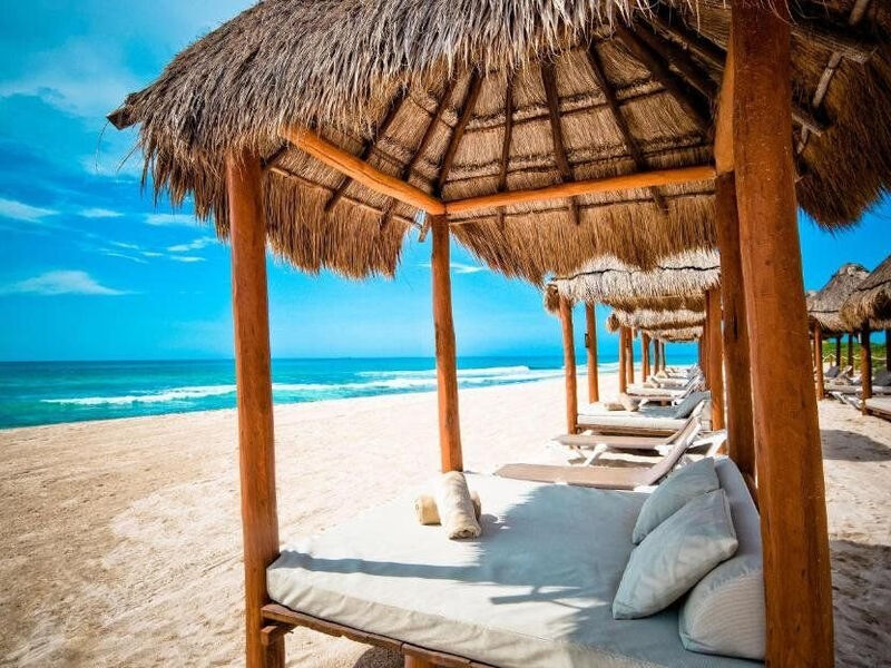 Valentin Imperial Riviera Maya