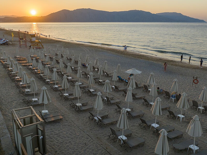 Vantaris Luxury Beach Resort