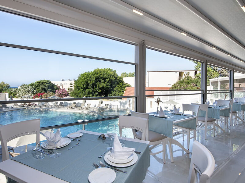 Vantaris Luxury Beach Resort