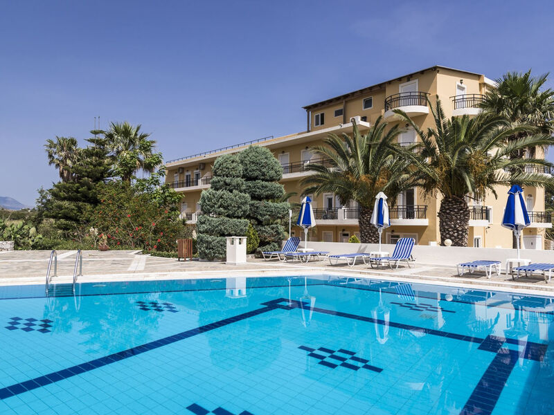 Vantaris Garden & Corner