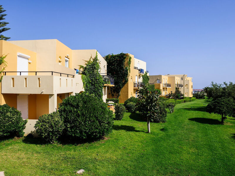 Vantaris Luxury Beach Resort