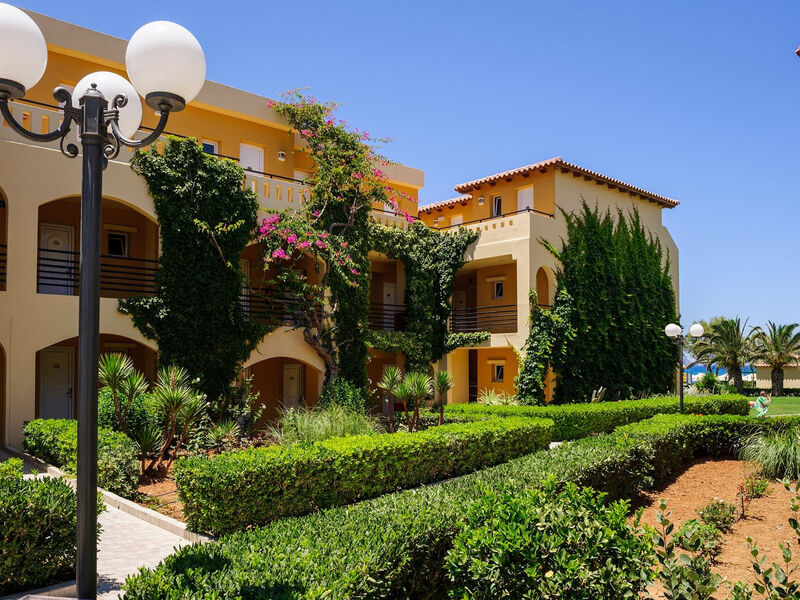 Vantaris Luxury Beach Resort