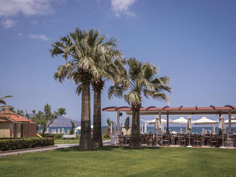 Vantaris Luxury Beach Resort