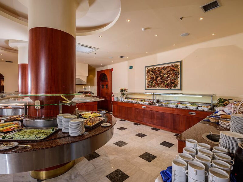 Vantaris Luxury Beach Resort