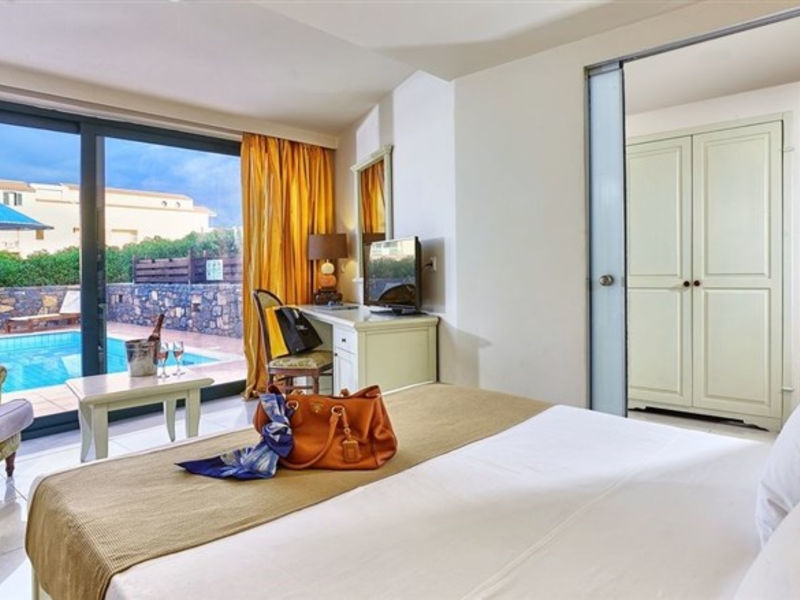 Vasia Beach Resort & Spa