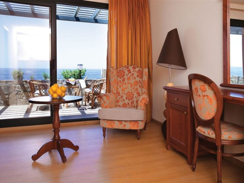 Vasia Beach Resort & Spa