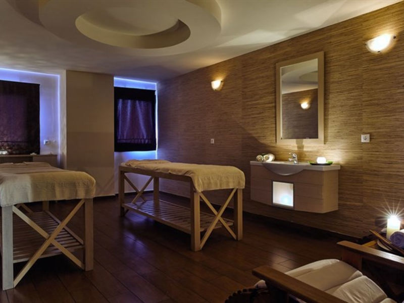 Vasia Beach Resort & Spa
