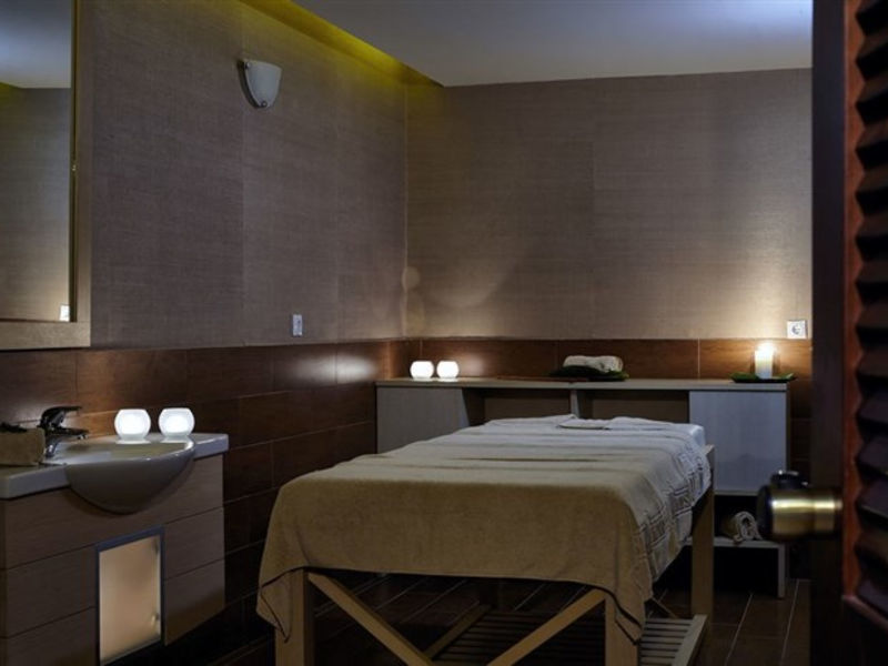 Vasia Beach Resort & Spa