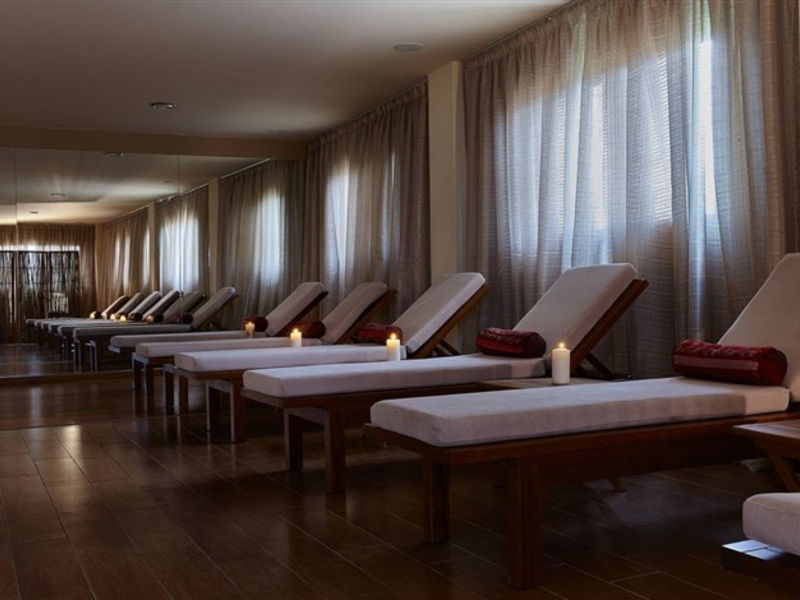 Vasia Beach Resort & Spa