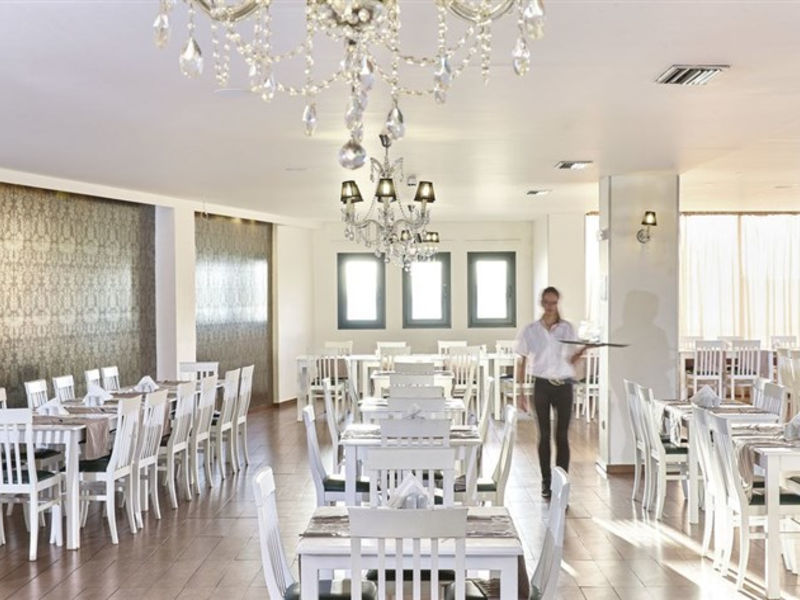 Vasia Beach Resort & Spa