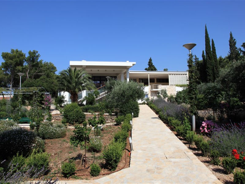 Tourist Resort Velaris