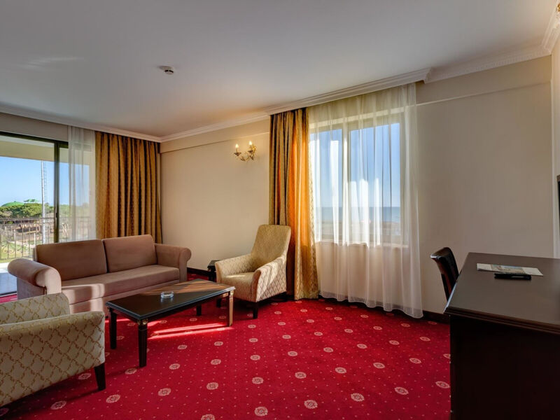 Venezia Palace Deluxe Resort