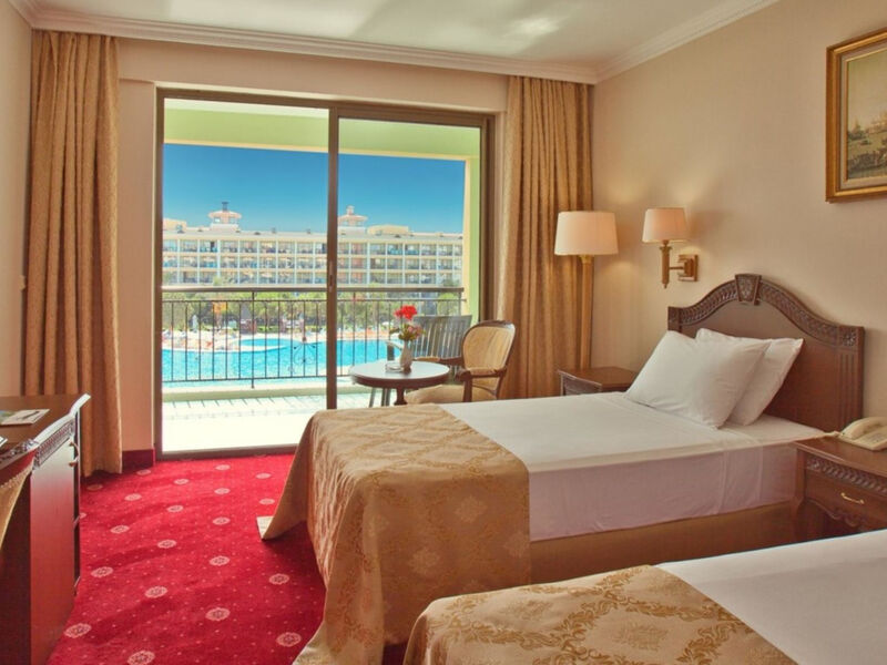 Venezia Palace Deluxe Resort