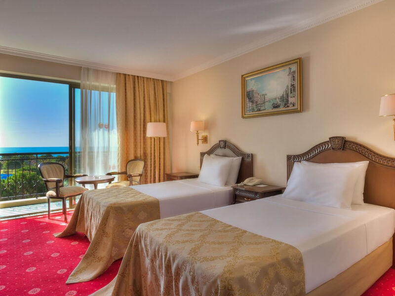 Venezia Palace Deluxe Resort