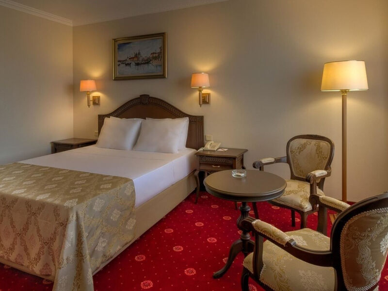 Venezia Palace Deluxe Resort