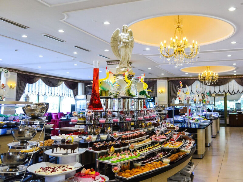 Venezia Palace Deluxe Resort