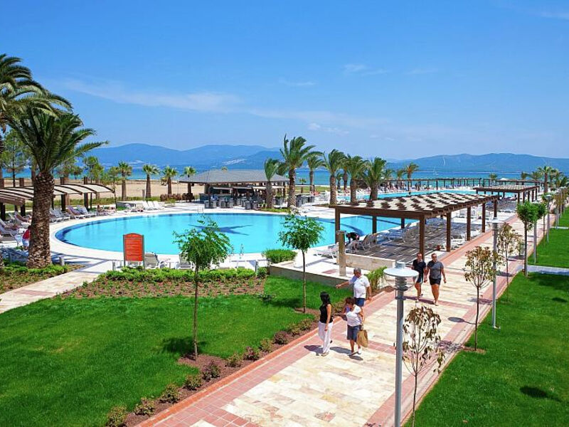 Venosa Beach Resort & Spa