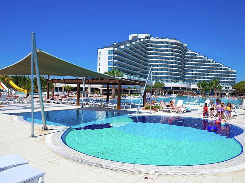 Venosa Beach Resort & Spa