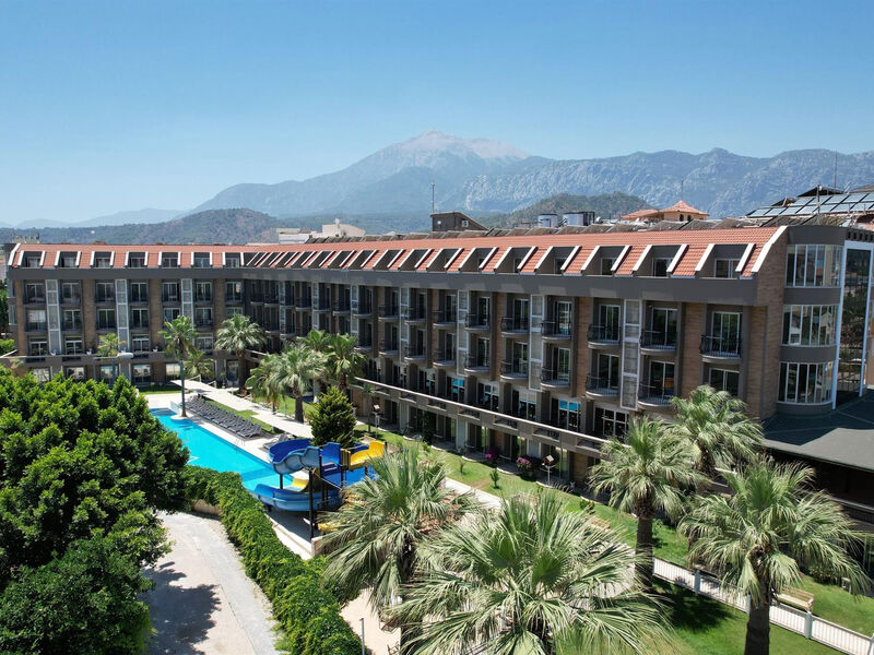 Vera Mare Resort