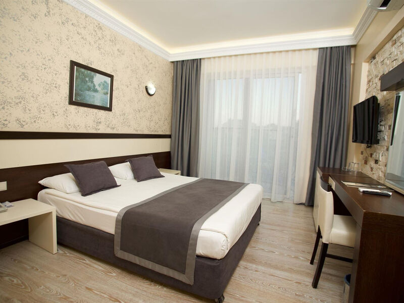 Vera Mare Resort
