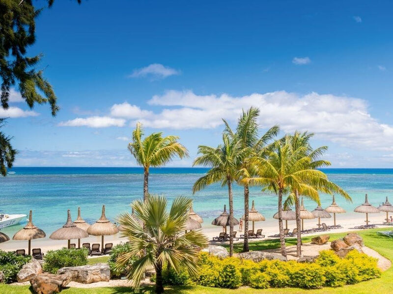 Victoria Beachcomber Resort & Spa