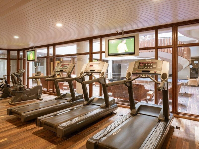 Victoria Beachcomber Resort & Spa