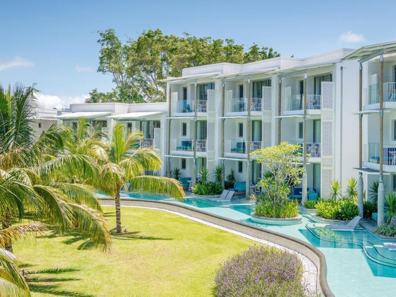 Victoria Beachcomber Resort & Spa