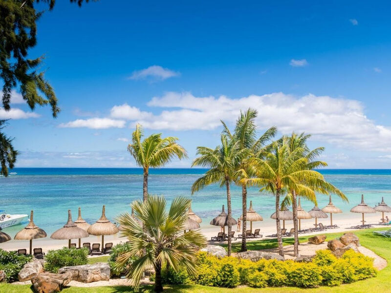 Victoria Beachcomber Resort & Spa