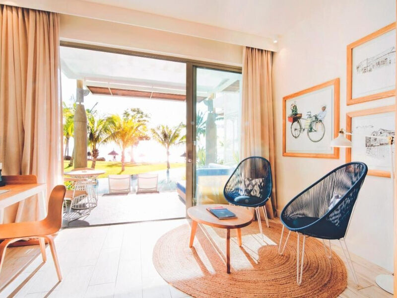 Victoria Beachcomber Resort & Spa