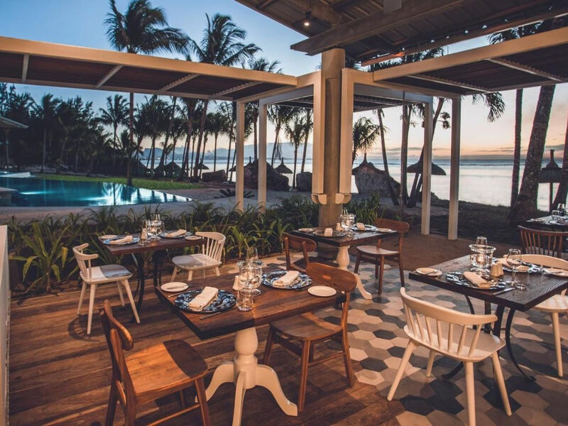 Victoria Beachcomber Resort & Spa