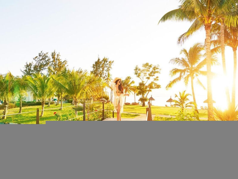 Victoria Beachcomber Resort & Spa