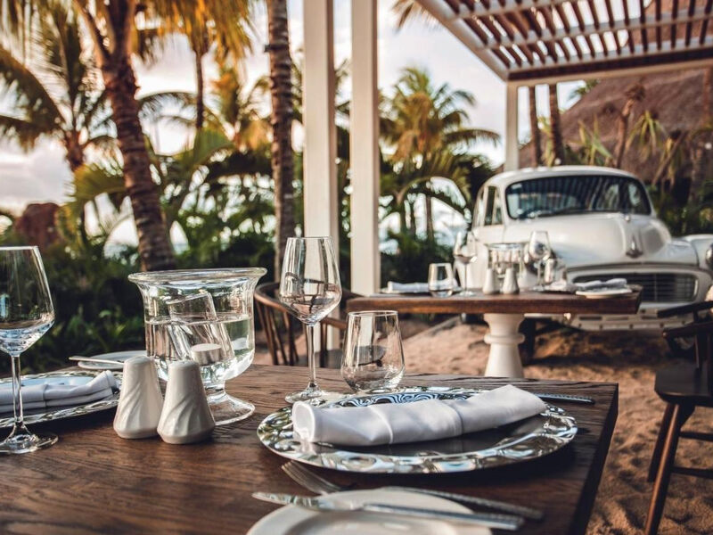 Victoria Beachcomber Resort & Spa