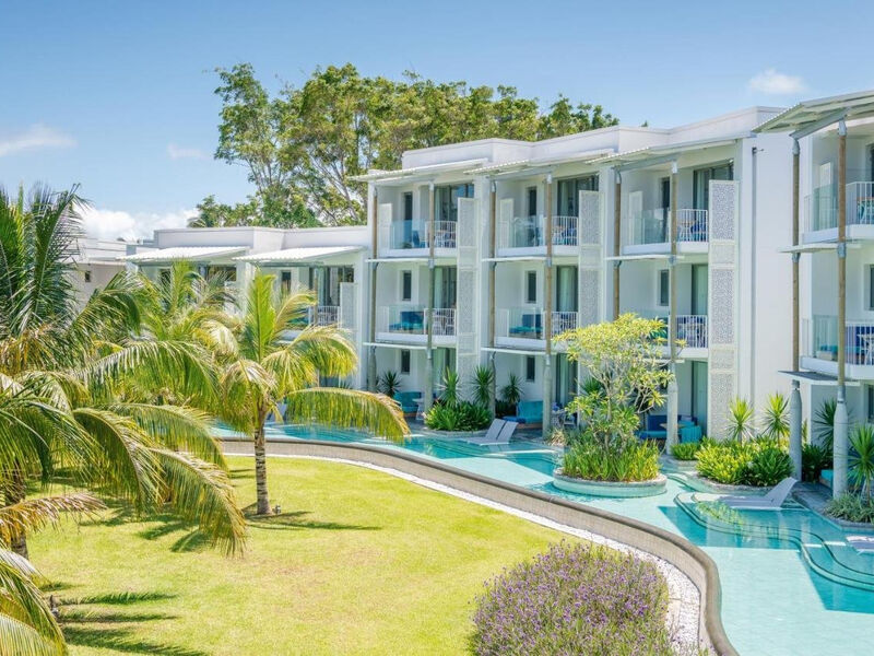 Victoria Beachcomber Resort & Spa