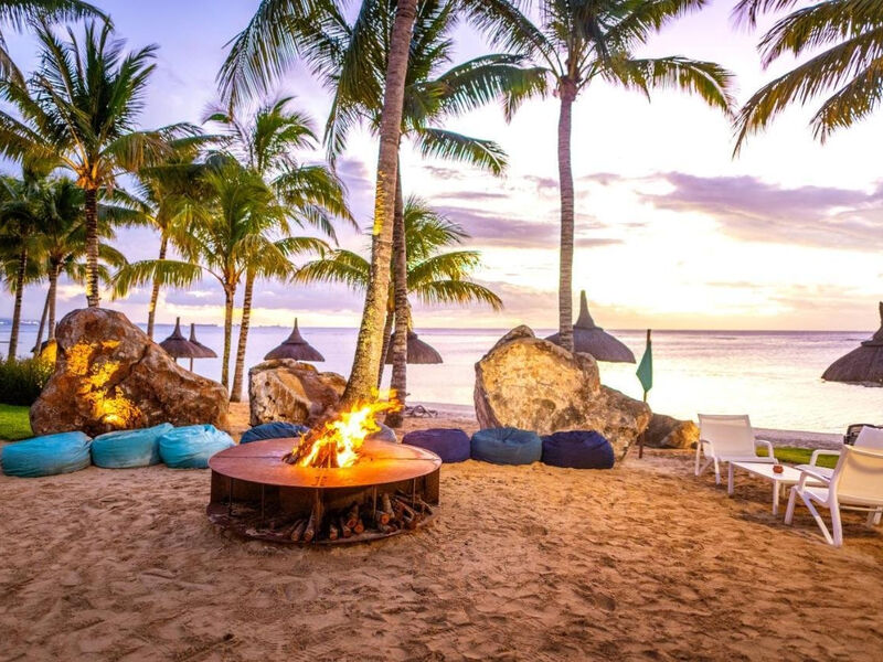 Victoria Beachcomber Resort & Spa