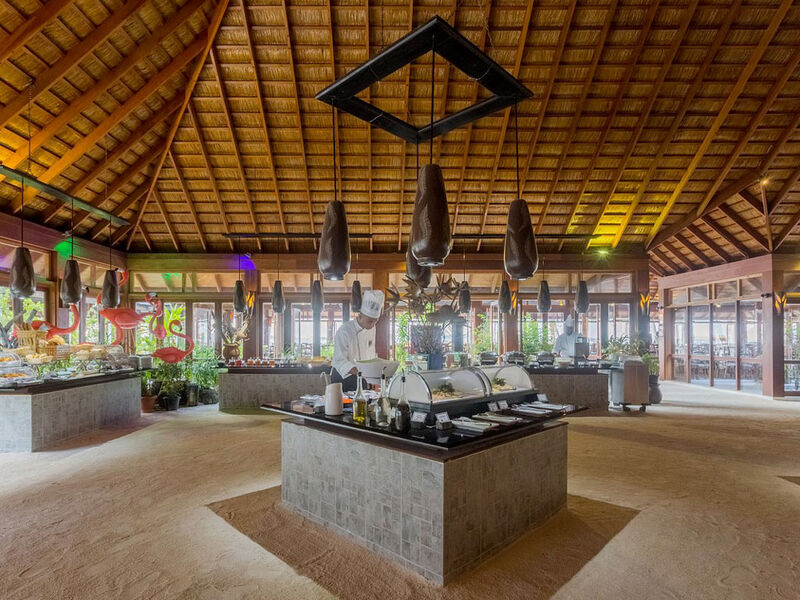 Vilamendhoo Island Resort