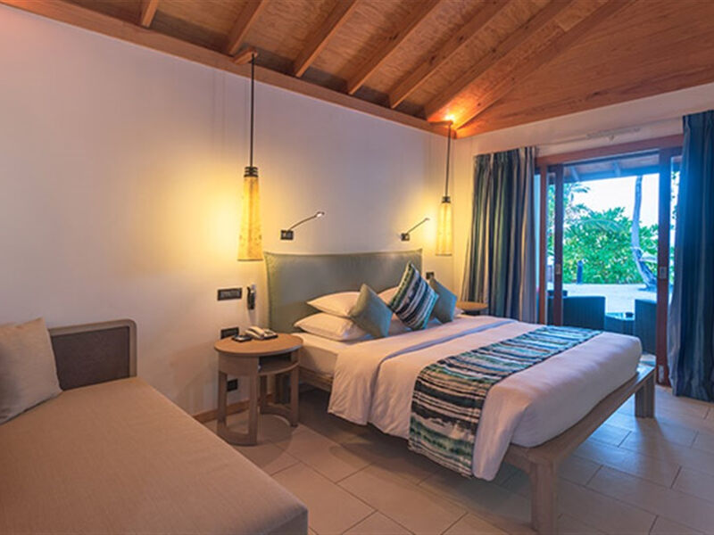 Vilamendhoo Island Resort