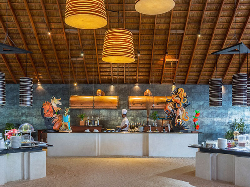 Vilamendhoo Island Resort & Spa