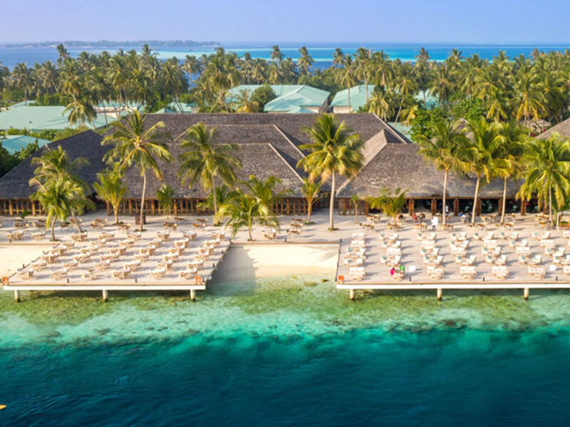 Vilamendhoo Island Resort & Spa