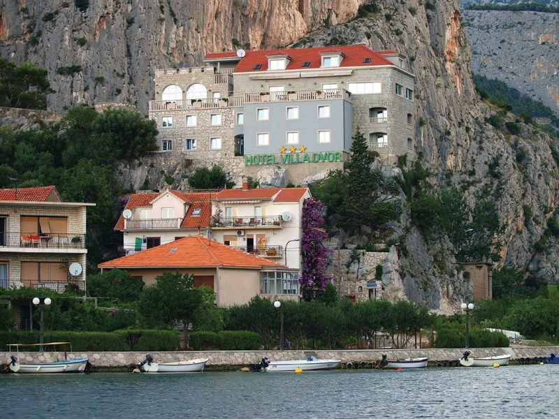 Villa Dvor
