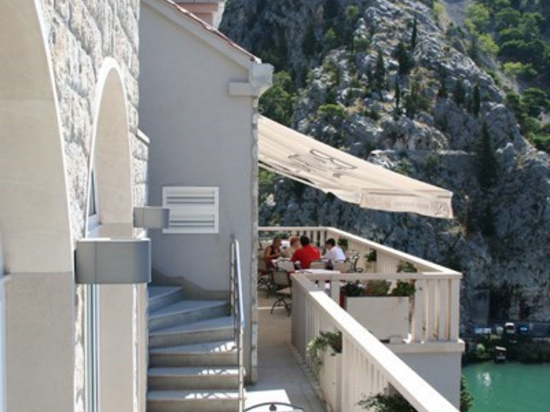 Villa Dvor