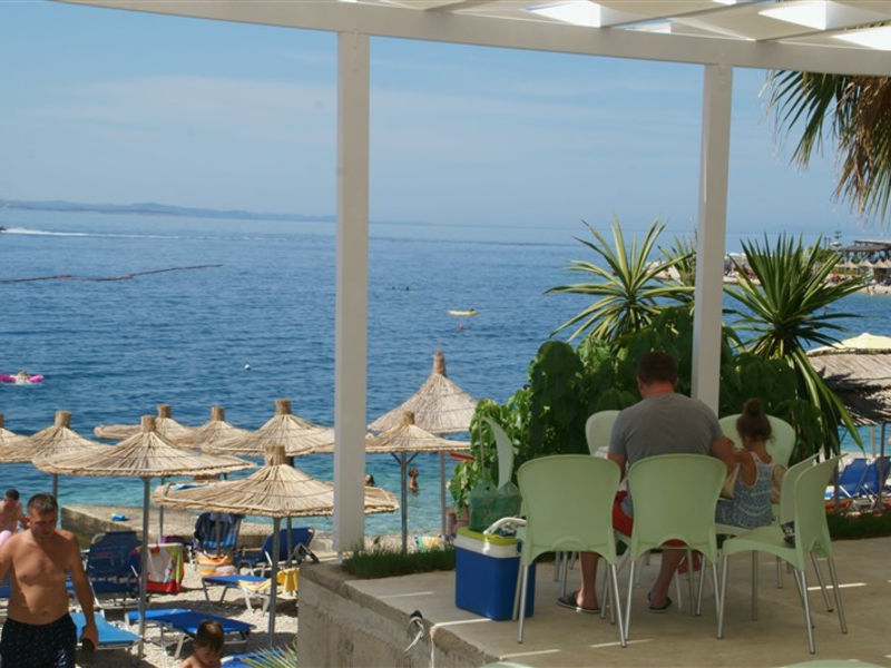 Villa E Bardhë