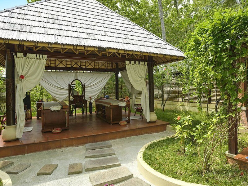 Villa Park Sun Island Resort