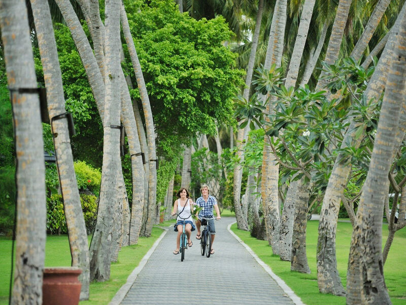 Villa Park Sun Island Resort