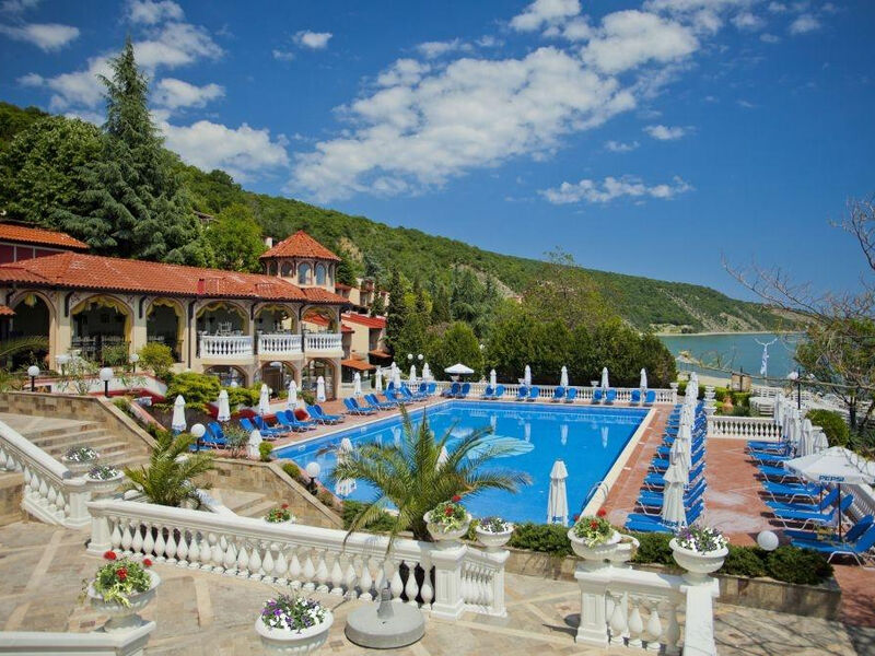 Villas Elenite