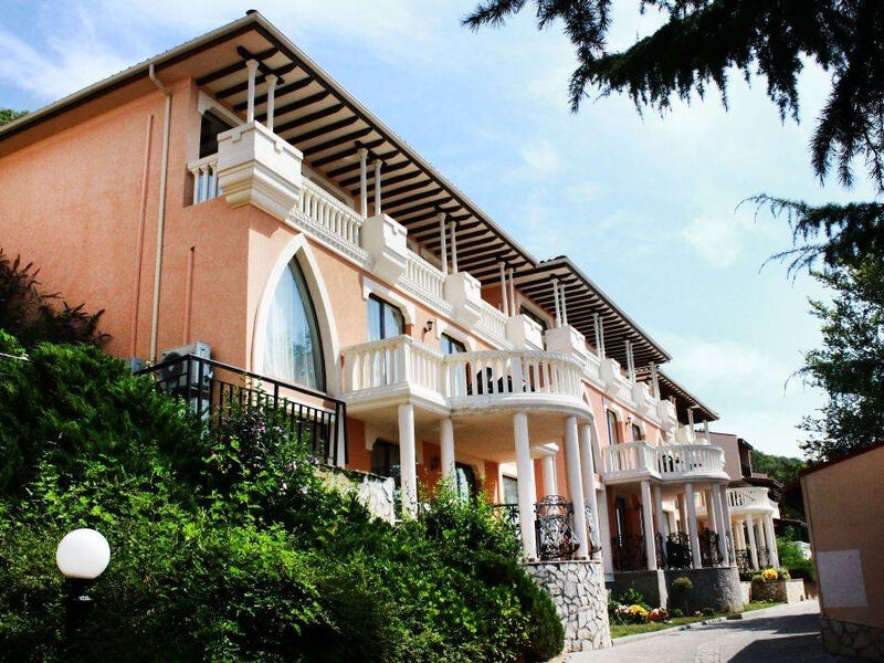 Villas Elenite